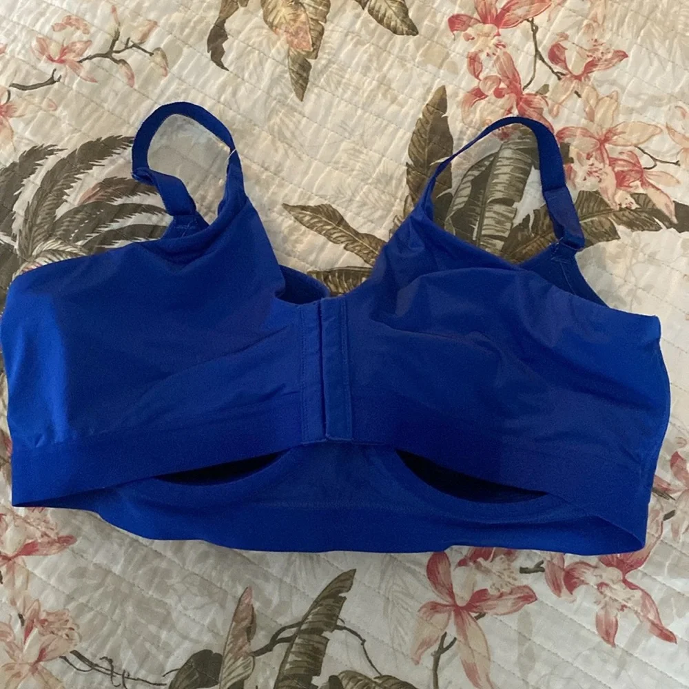 Torrid Full Coverage Balconette Lightly Lined Back Smoothing Bra - electric blue - Picture 4 of 7